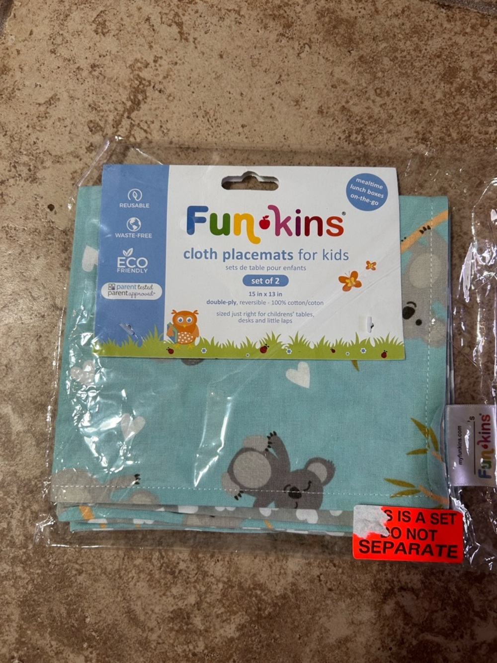 Cloth placemats for kids